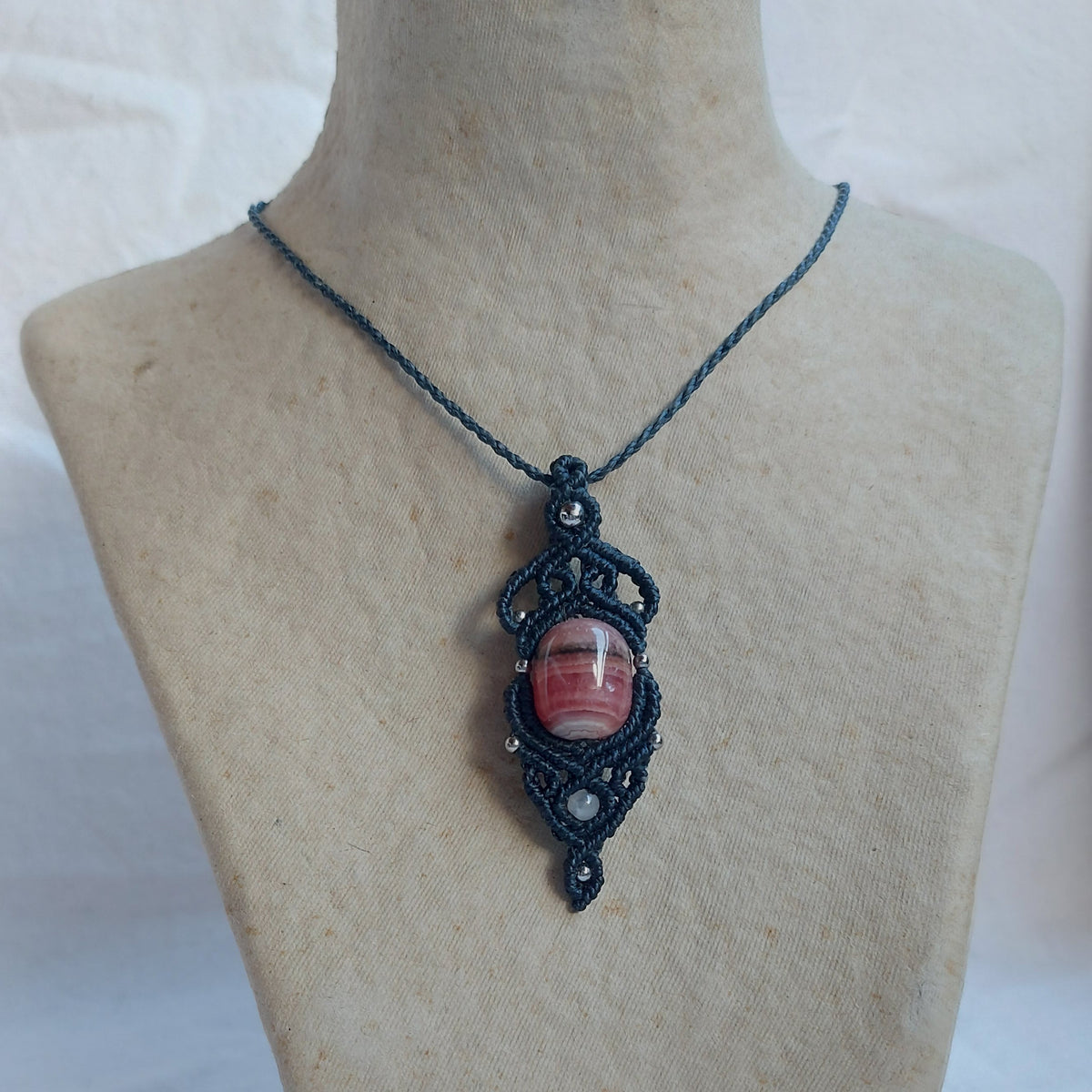 Collar con Rodocrosita