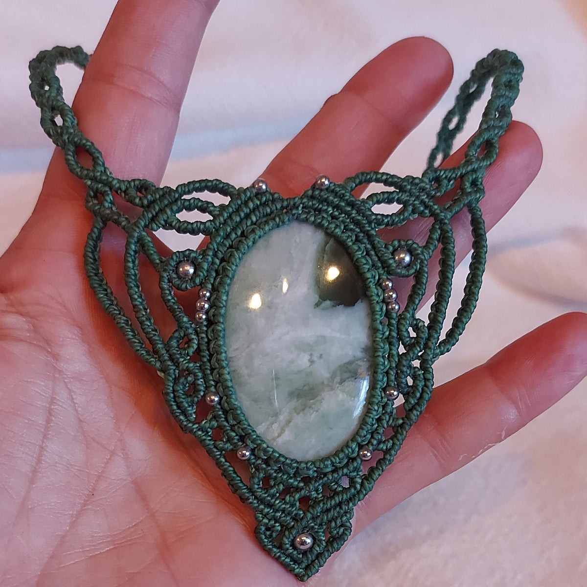 Gargantilla Nahele con Jade Verde
