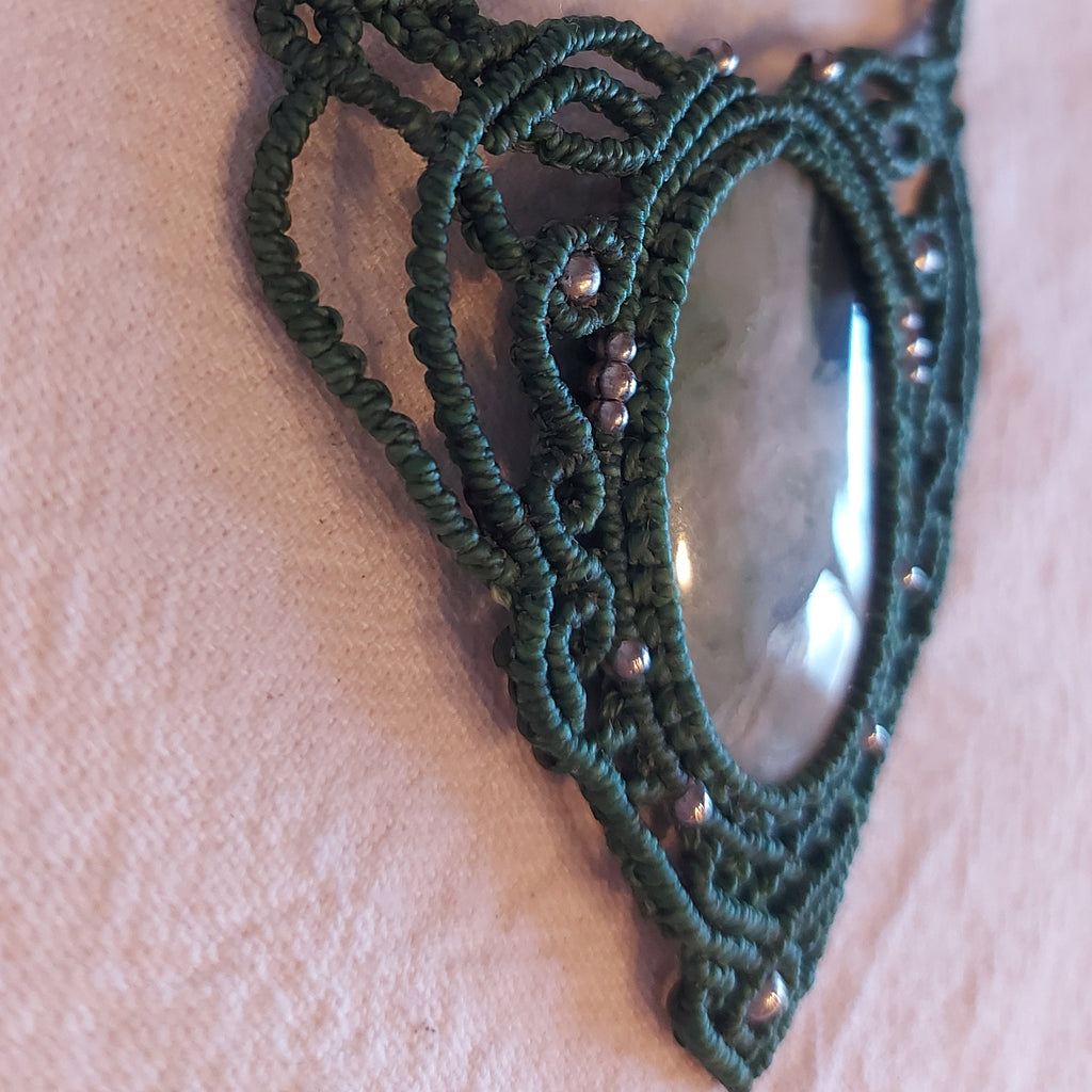 Gargantilla Nahele con Jade Verde
