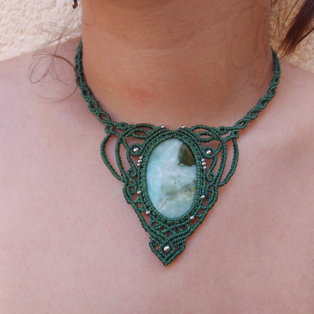 Gargantilla Nahele con Jade Verde