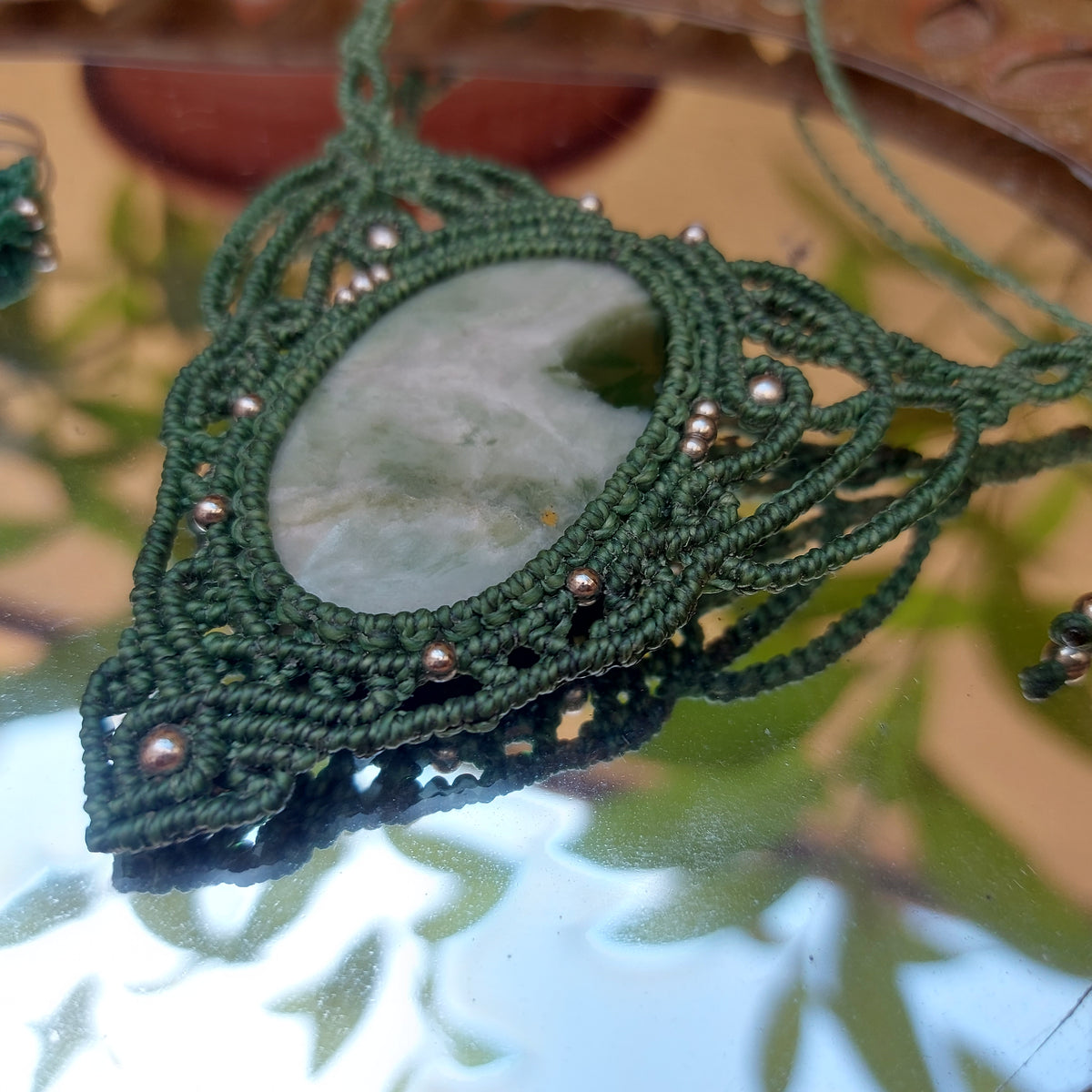 Gargantilla Nahele con Jade Verde
