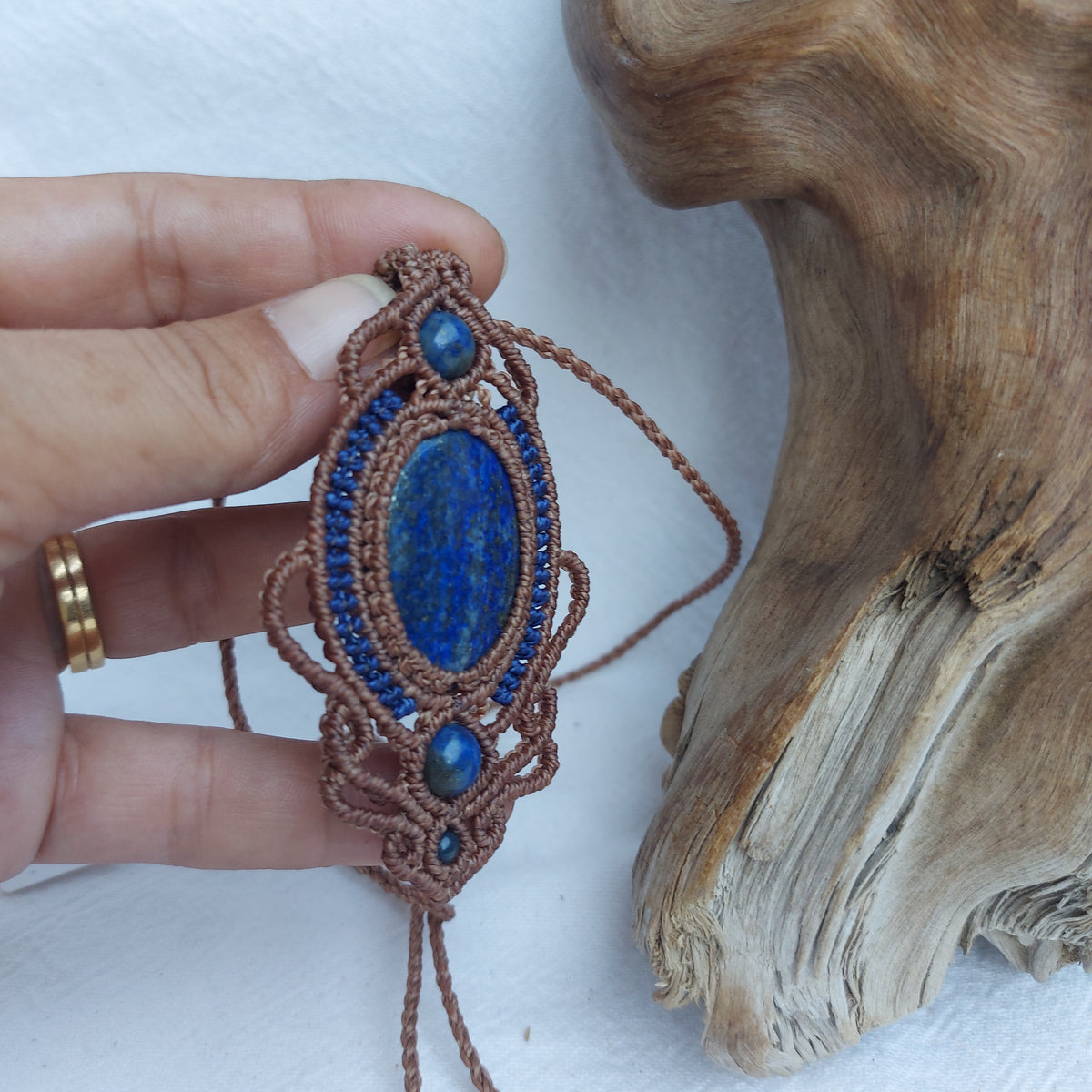 Colgante Khepri con Lapislazuli