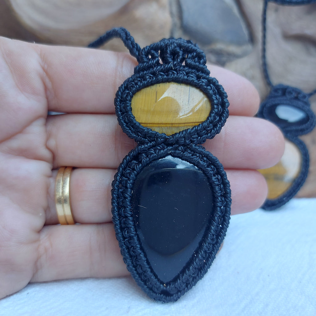 Colgante Macrame Con Ónix y Ojo De Tigre