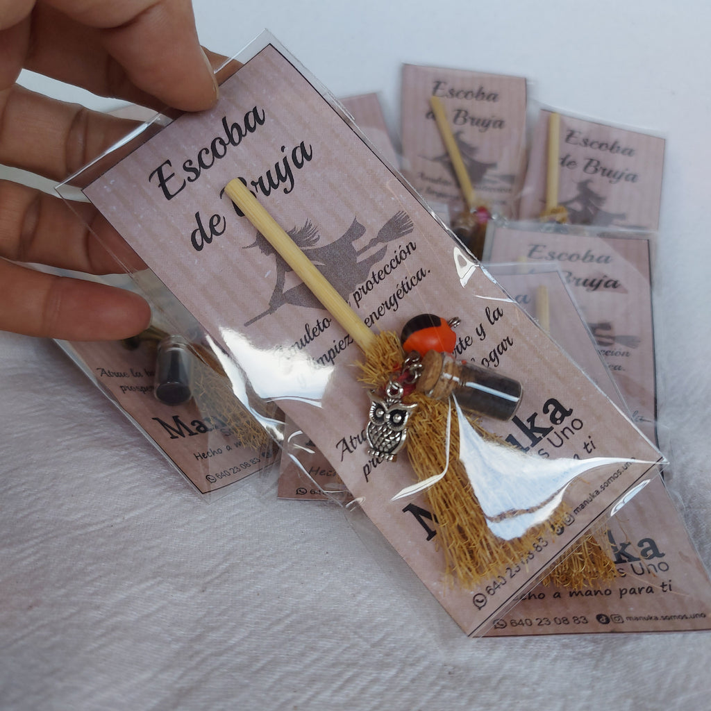 Escoba de Bruja – Protección para tu Hogar