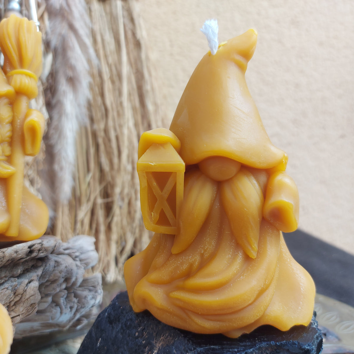 🧙‍♂️ Gnomo en cera de Abeja