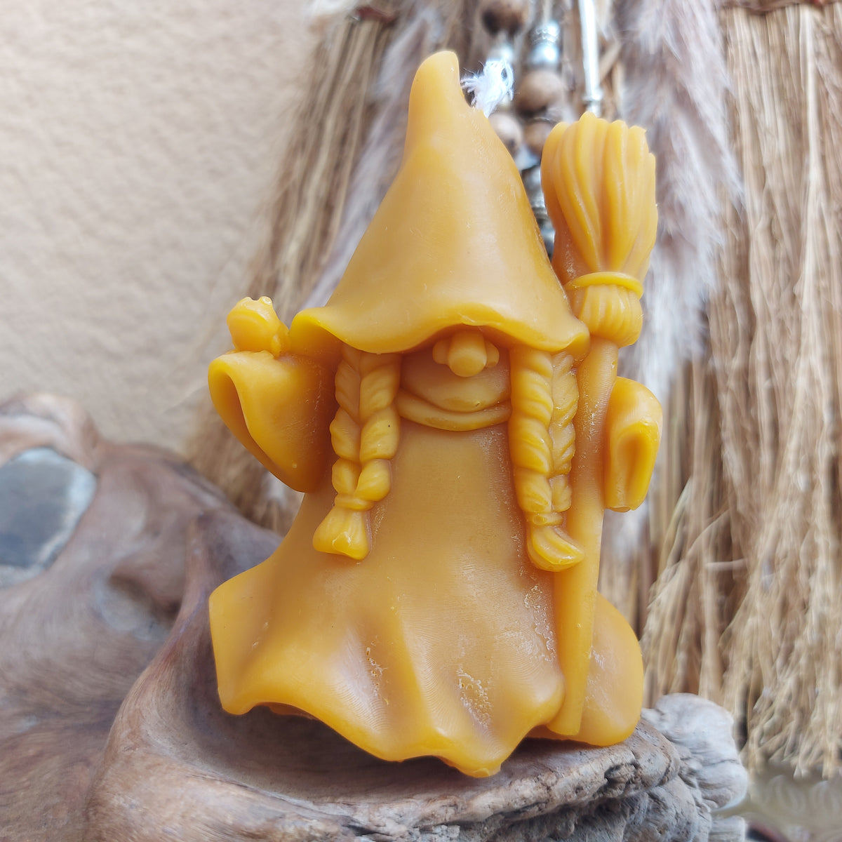 🧙‍♂️ Gnomo en cera de Abeja
